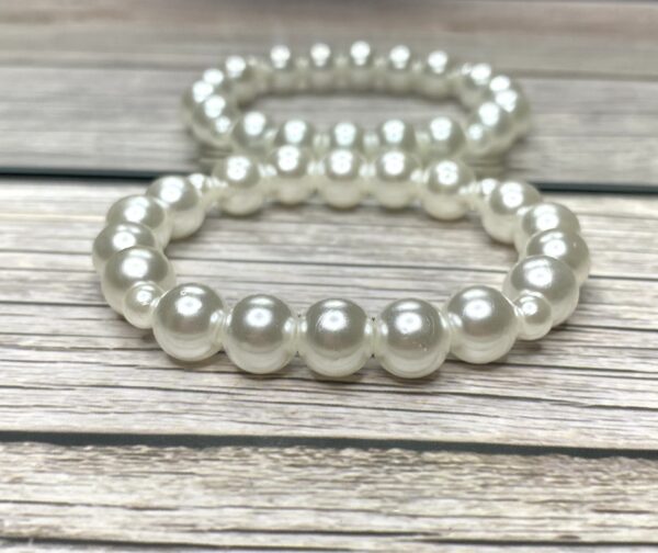 Pearl Bracelet (BUY 1 & GET 1 FREE, MOTHERS DAY SALE)